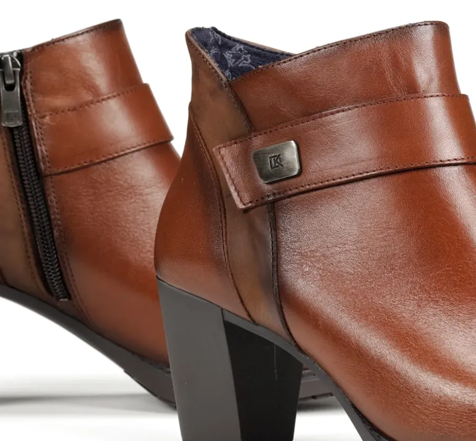 Fluchos EVELYN D9111 Botín Marrón Online