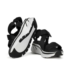 Fluchos FUSION AT104 Sandalia Negra Clearance
