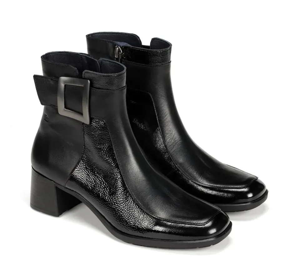 Fluchos IKIA D9199 Botín Negro Fashion